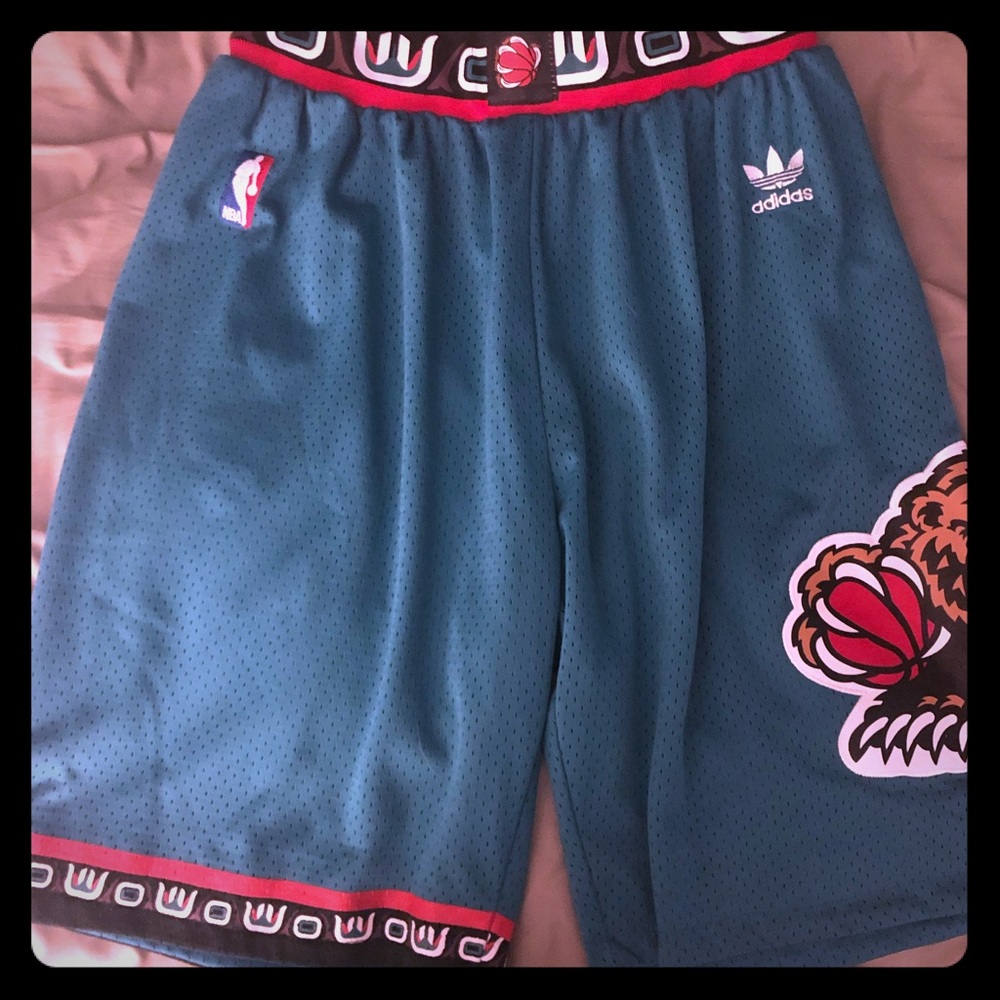 BRAND NEW Adidas NBA Grizzlies Shorts